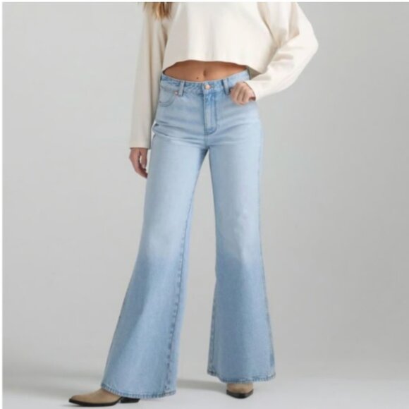 Wrangler Sky Blue Wide Leg Jeans - Picture 1 of 9
